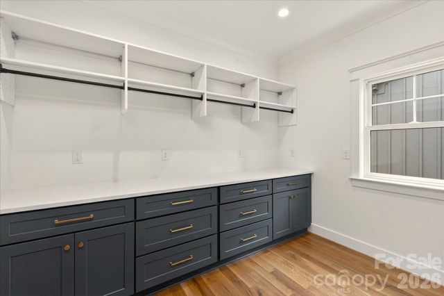 1714 Seifert Circle, Charlotte, NC 28205