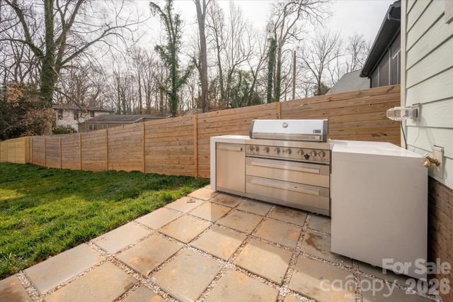 1714 Seifert Circle, Charlotte, NC 28205