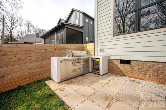 1714 Seifert Circle, Charlotte, NC 28205