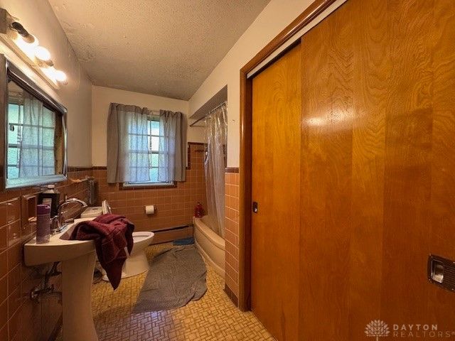 145 Elm Hill Drive, Dayton, OH 45415