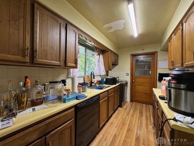 145 Elm Hill Drive, Dayton, OH 45415