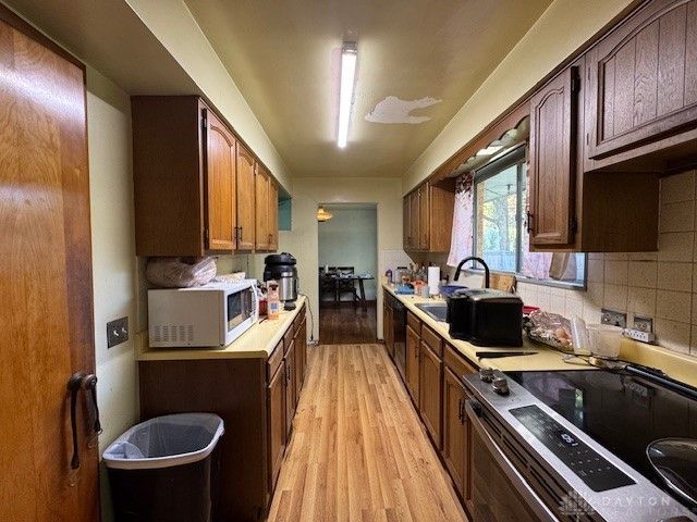 145 Elm Hill Drive, Dayton, OH 45415