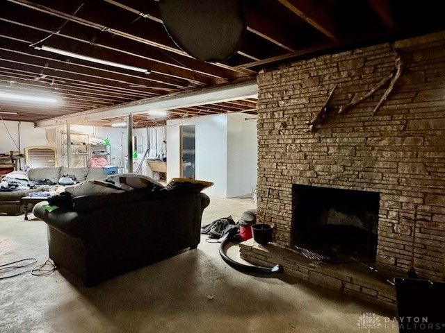 145 Elm Hill Drive, Dayton, OH 45415