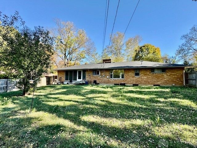 145 Elm Hill Drive, Dayton, OH 45415