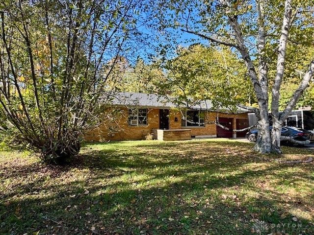 145 Elm Hill Drive, Dayton, OH 45415