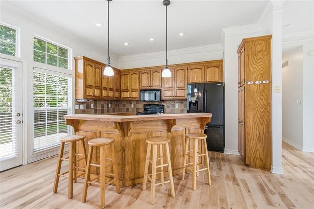18366 W 157 Terrace, Olathe, KS 66062