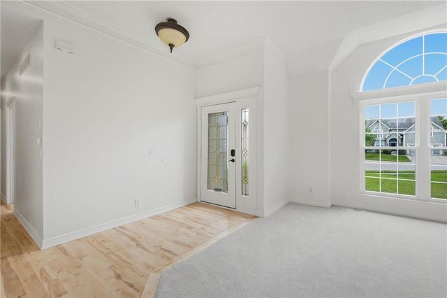 18366 W 157 Terrace, Olathe, KS 66062