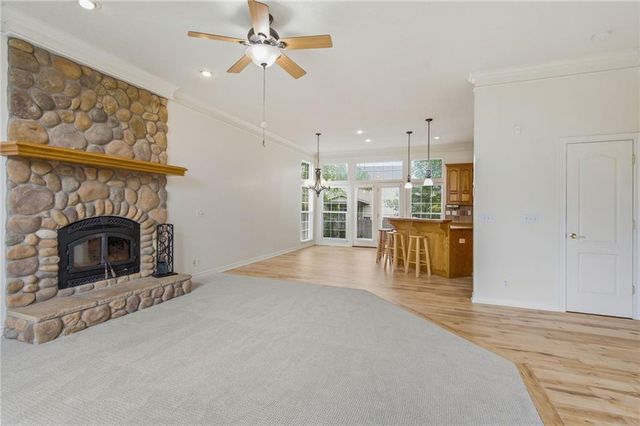 18366 W 157 Terrace, Olathe, KS 66062