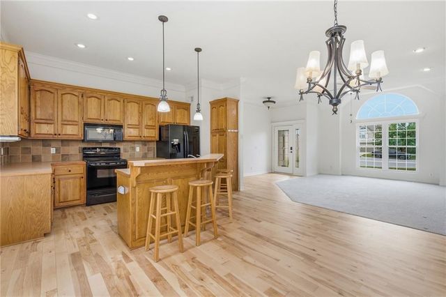 18366 W 157 Terrace, Olathe, KS 66062