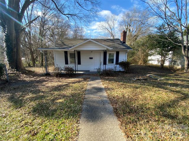 1521 W Davidson Avenue, Gastonia, NC 28052
