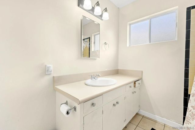 907-9 Sapphire St, San Diego, CA 92109