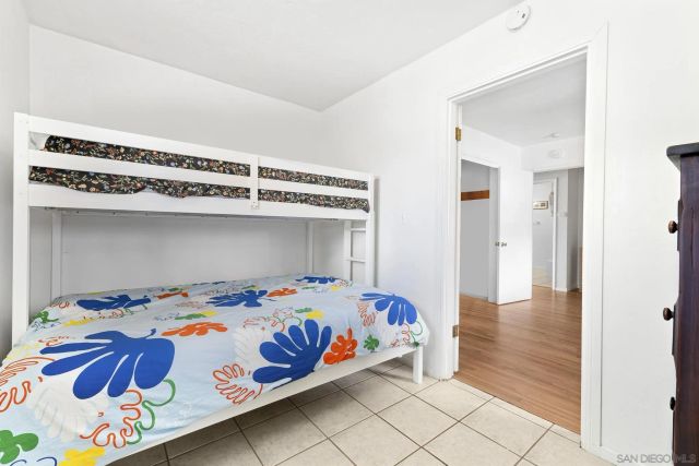 907-9 Sapphire St, San Diego, CA 92109