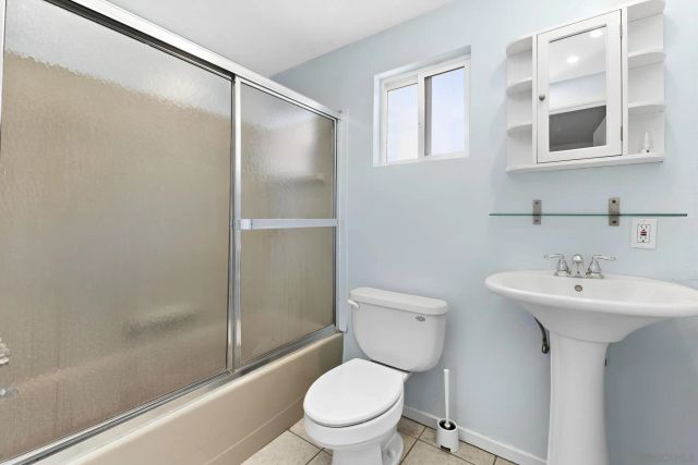 907-9 Sapphire St, San Diego, CA 92109