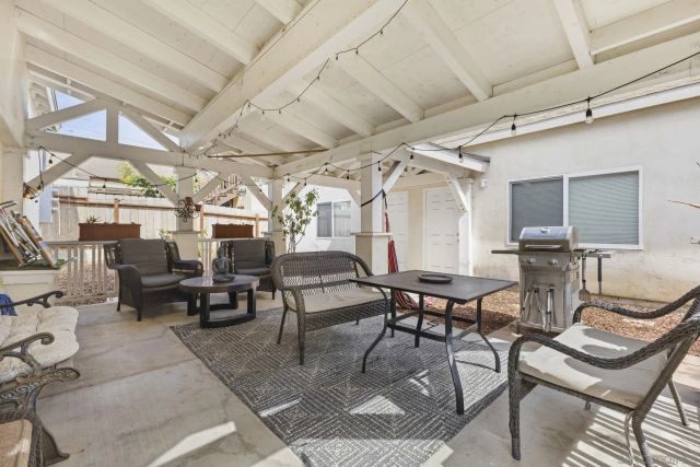 907-9 Sapphire St, San Diego, CA 92109
