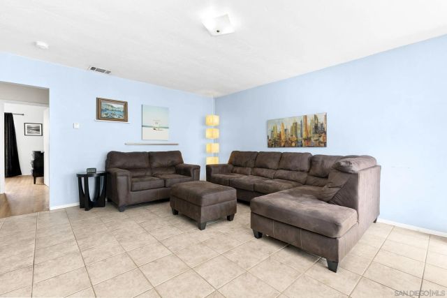 907-9 Sapphire St, San Diego, CA 92109