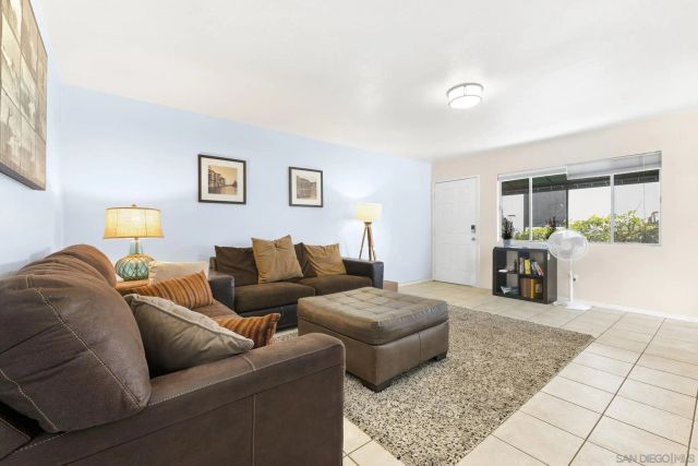 907-9 Sapphire St, San Diego, CA 92109