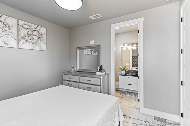 2701 Starling Dr, Midland, TX 79706