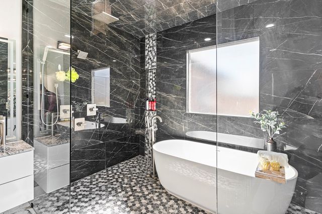 2701 Starling Dr, Midland, TX 79706