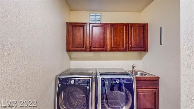 8432 Bay Point Drive, Las Vegas, NV 89128