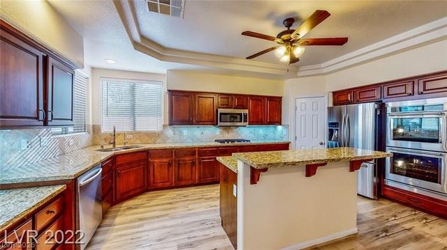 8432 Bay Point Drive, Las Vegas, NV 89128