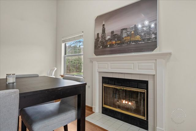 362 Chaparral Court, Elgin, IL 60120