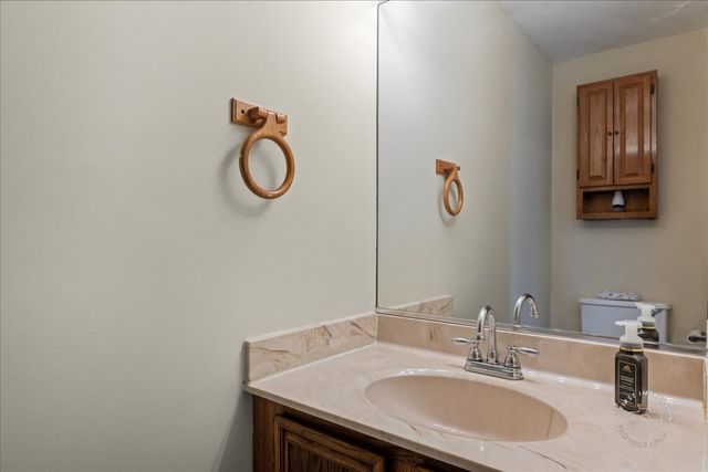 362 Chaparral Court, Elgin, IL 60120