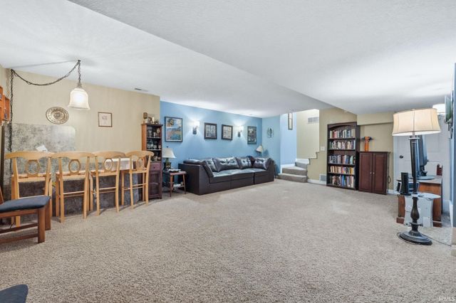 14523 Firethorne Path, Fort Wayne, IN 46814