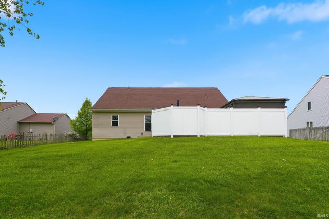 14523 Firethorne Path, Fort Wayne, IN 46814