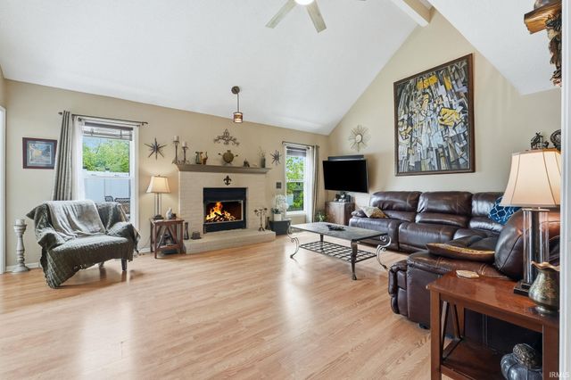 14523 Firethorne Path, Fort Wayne, IN 46814