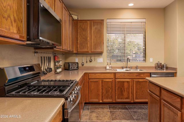 7341 W VALENCIA Drive, Laveen, AZ 85339