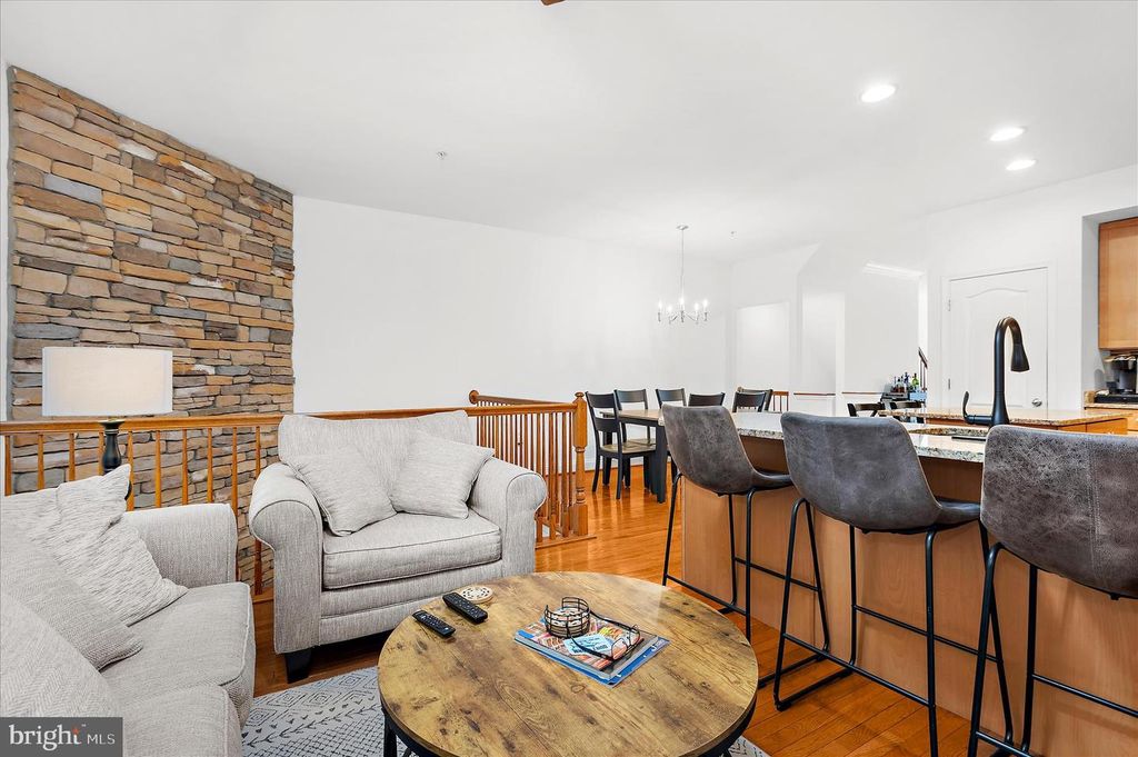 Image 22 of property listing at 9128 MARLOVE OAKS LN, Owings Mills, MD 21117