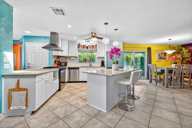 51 Calle De Las Nubes, Palm Springs, CA 92264