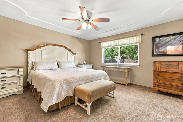 150 E Wokojance Lane, Shelton, WA 98584