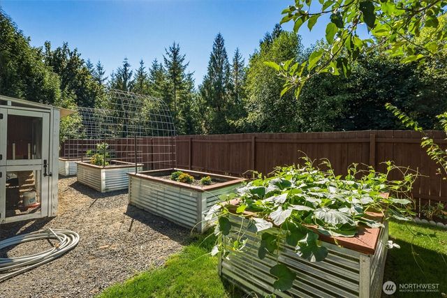 150 E Wokojance Lane, Shelton, WA 98584
