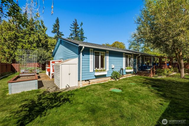 150 E Wokojance Lane, Shelton, WA 98584