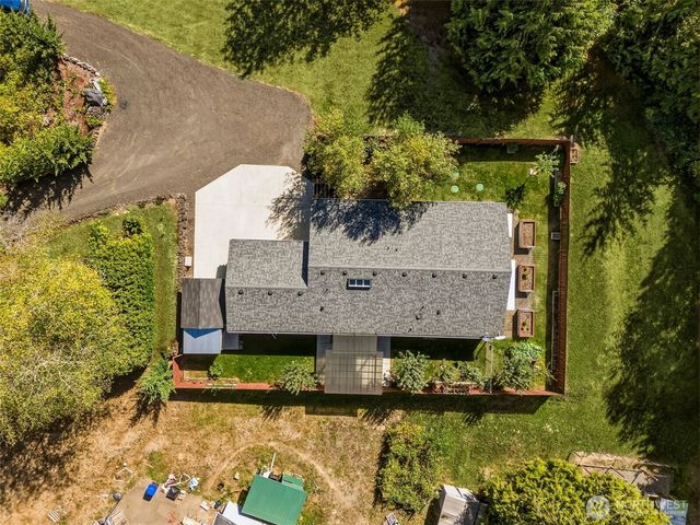 150 E Wokojance Lane, Shelton, WA 98584