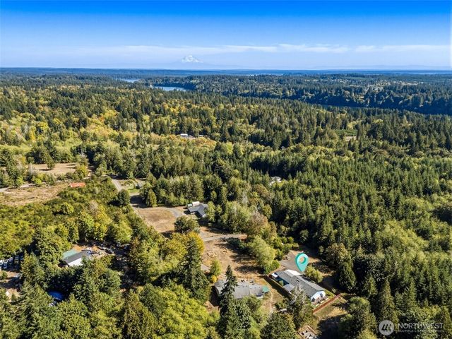 150 E Wokojance Lane, Shelton, WA 98584