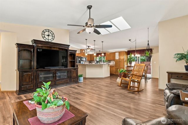 150 E Wokojance Lane, Shelton, WA 98584