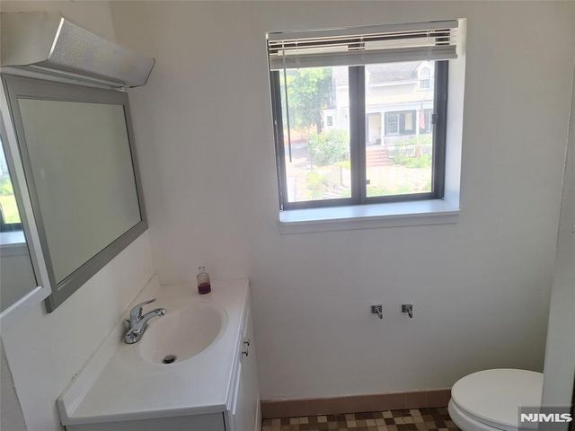 222 Kinderkamack Road G, Oradell, NJ 07649