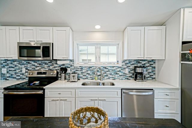 9288 SHORE DR, Milford, DE 19963