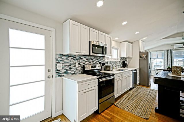 9288 SHORE DR, Milford, DE 19963