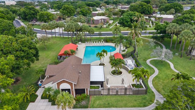7707 77th Way 7707, West Palm Beach, FL 33407