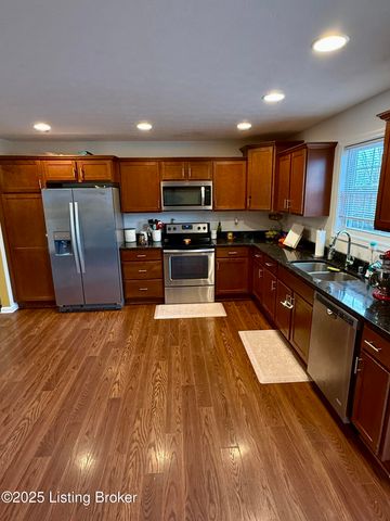 324 Harness Ct, Elizabethtown, KY 42701