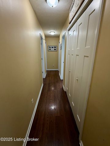 324 Harness Ct, Elizabethtown, KY 42701