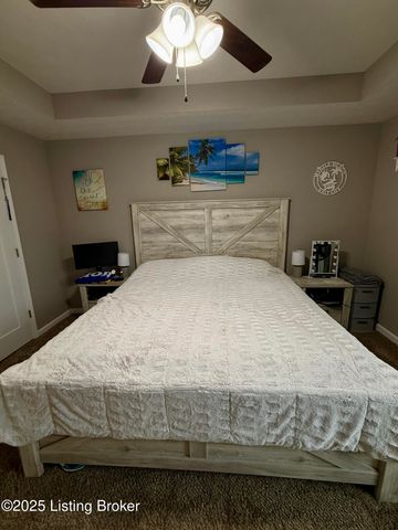 324 Harness Ct, Elizabethtown, KY 42701