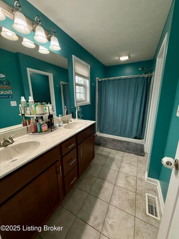 324 Harness Ct, Elizabethtown, KY 42701