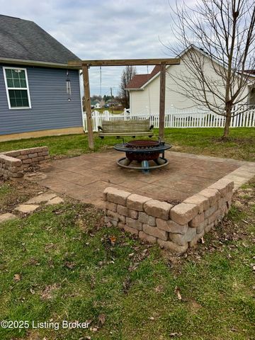 324 Harness Ct, Elizabethtown, KY 42701