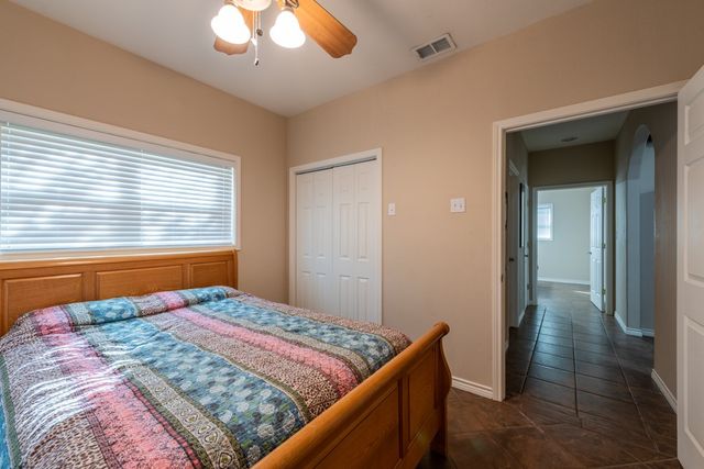 235 Lakeshore Dr, Sandia, TX 78383