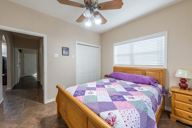 235 Lakeshore Dr, Sandia, TX 78383