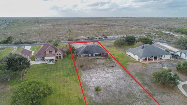 235 Lakeshore Dr, Sandia, TX 78383